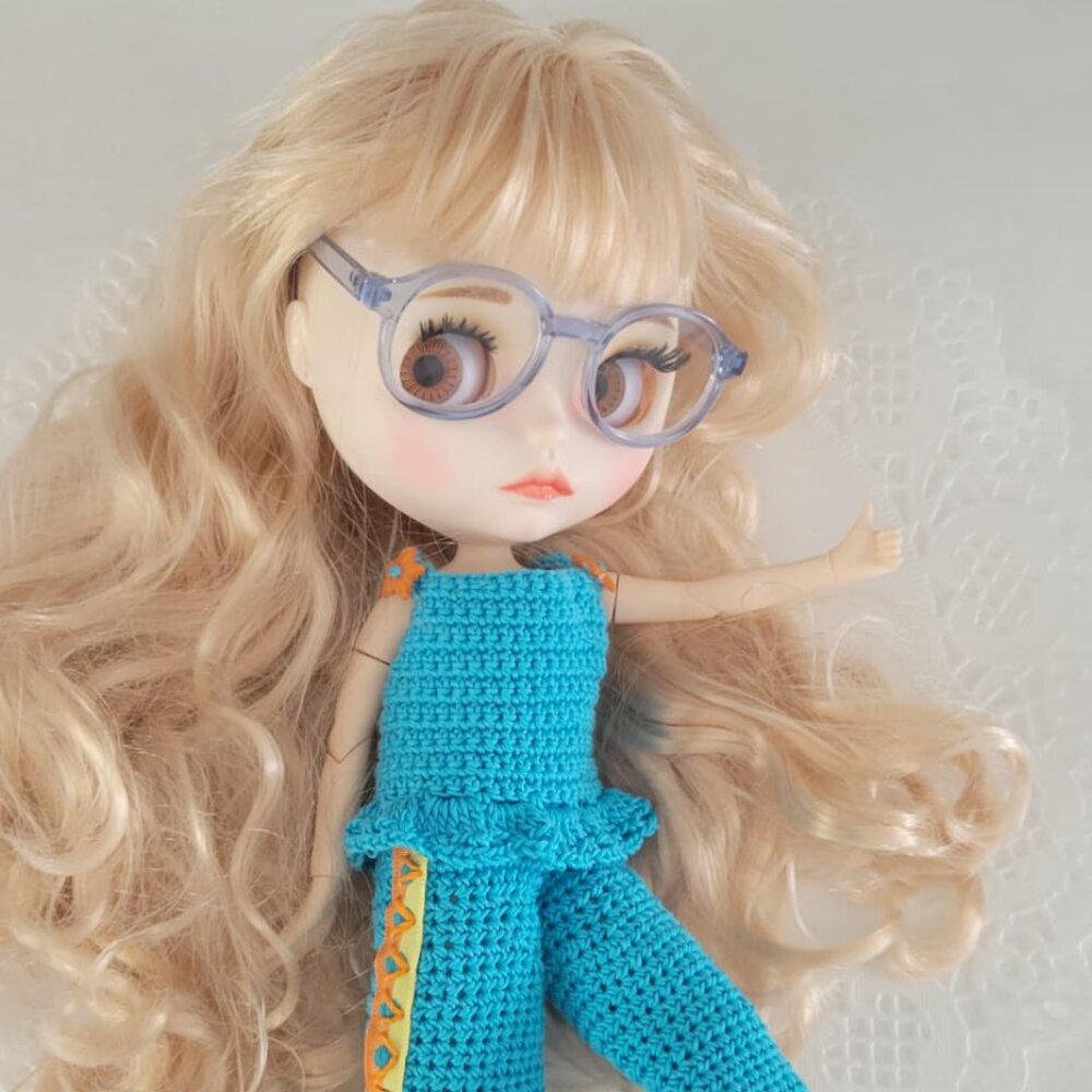 Blythe doll NEW with  crochet outfit